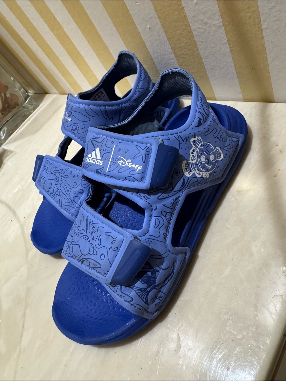 adidas x Disney Kids Blue Finding Nemo Velcro Sandals
